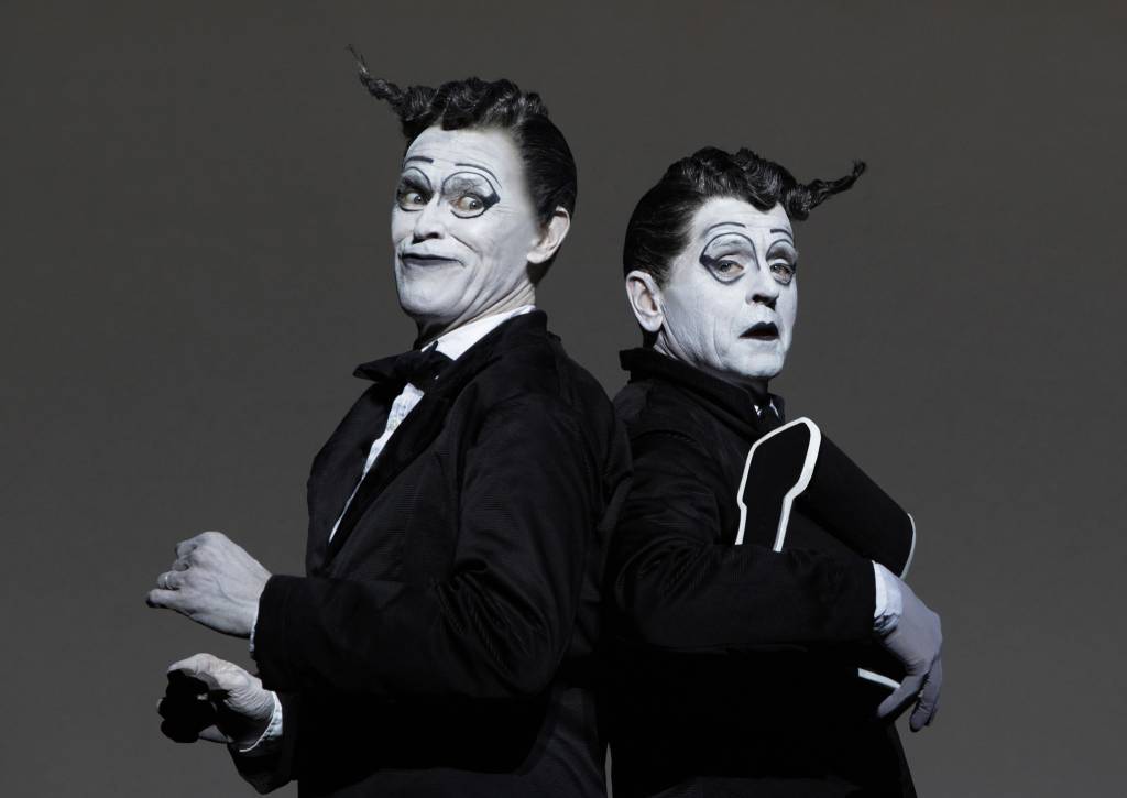 The Old Woman abre mais uma sessão extra, desta vez na quarta (13)