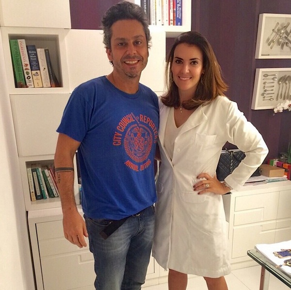 Alexandre Nero muda o visual para nova novela das 9 e aparece bem diferente do Comendador