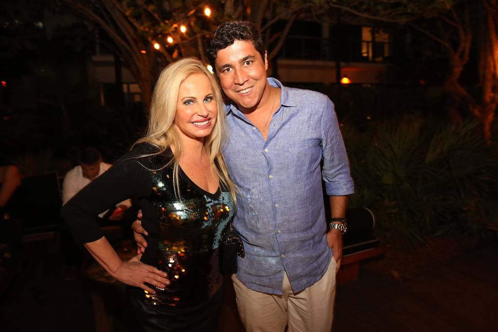 Personalidades curtem aniversário da estilista Lenny Niemeyer em Miami. Veja fotos