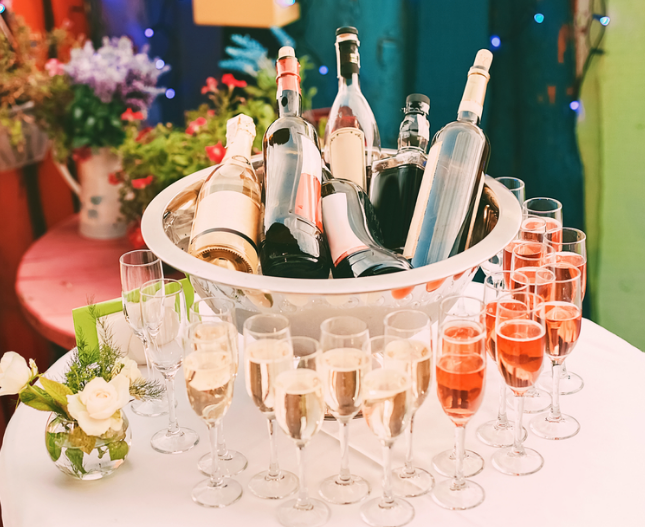 Aprenda a servir o vinho na temperatura correta