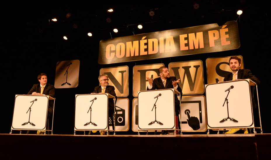 Comédia em Pé News: novo quadro do espetáculo traz notícias da semana comentadas de forma divertida Comédia em Pé News: novo quadro do espetáculo traz notícias da semana comentadas de forma divertida