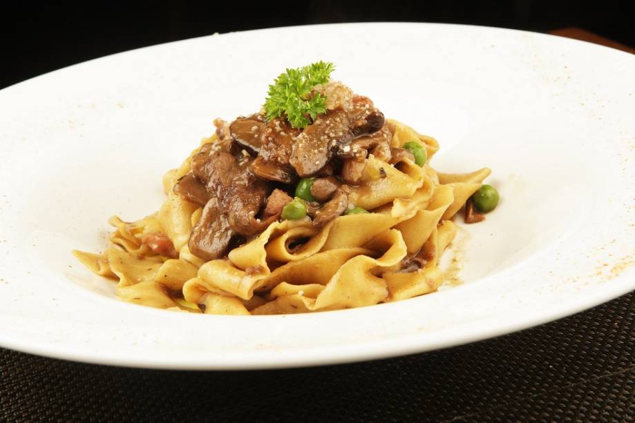 L'Ulivo Cucina e Vini_Fettucine alla norcina