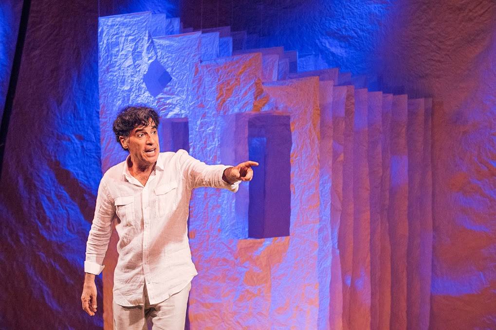 Teatro PetraGold terá peças com apenas um espectador na plateia