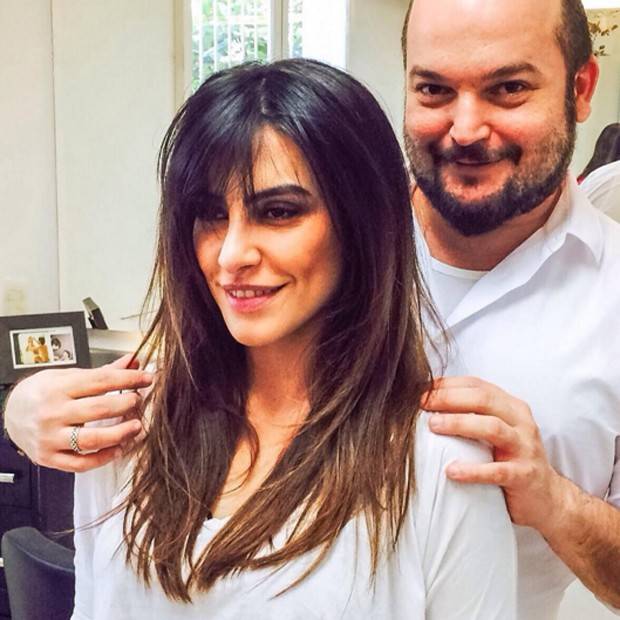 Marcio Mello, cabeleireiro de famosas como Glória e Cleo Pires, abre salão de beleza em Copacabana