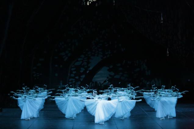 Giselle: clássico pelo Balé do Teatro Bolshoi Giselle: clássico pelo Balé do Teatro Bolshoi