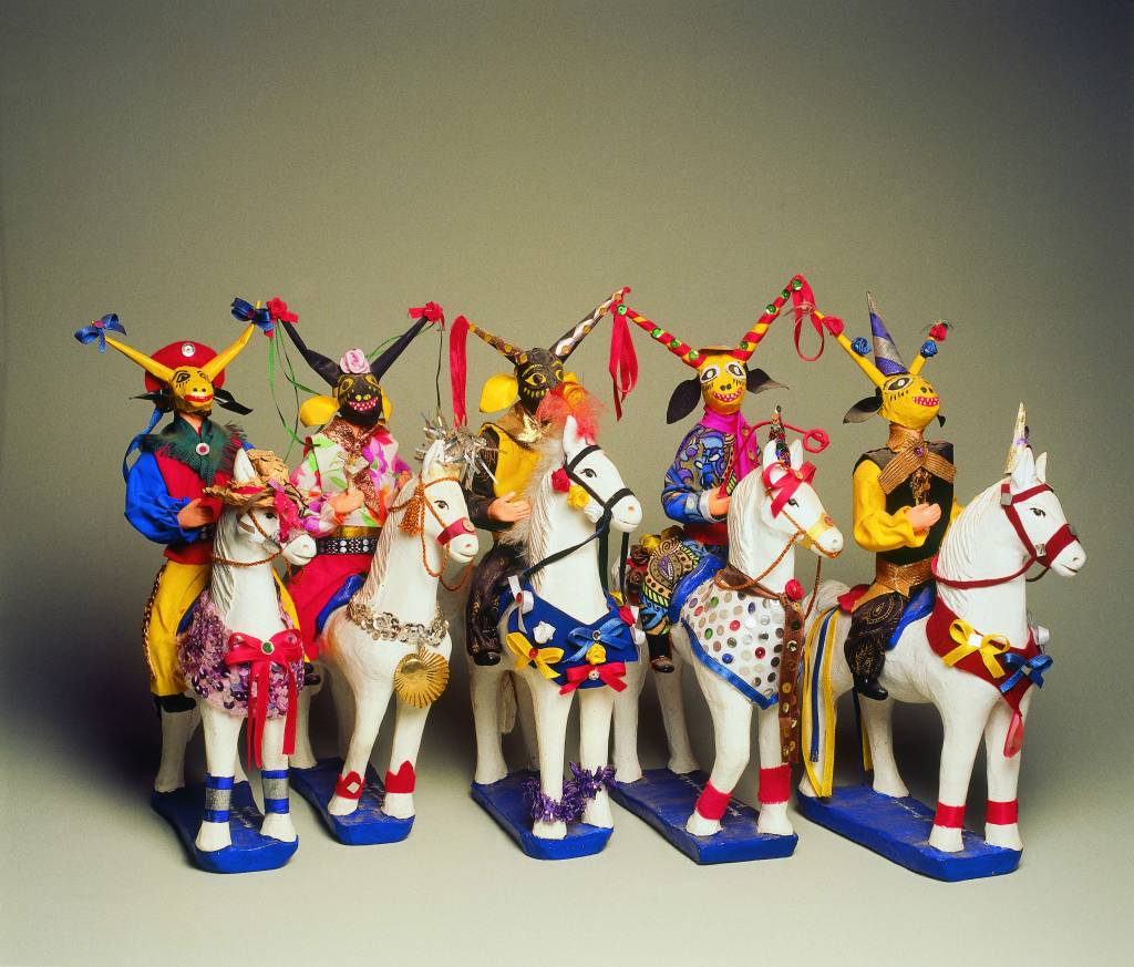 Figuras e Brincantes — Arte e Performance na Cultura Popular