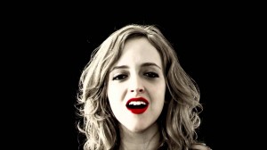 Laura: uma voz que se alevanta