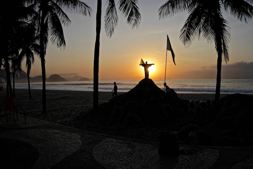 Nascer do SOL em Copacabana