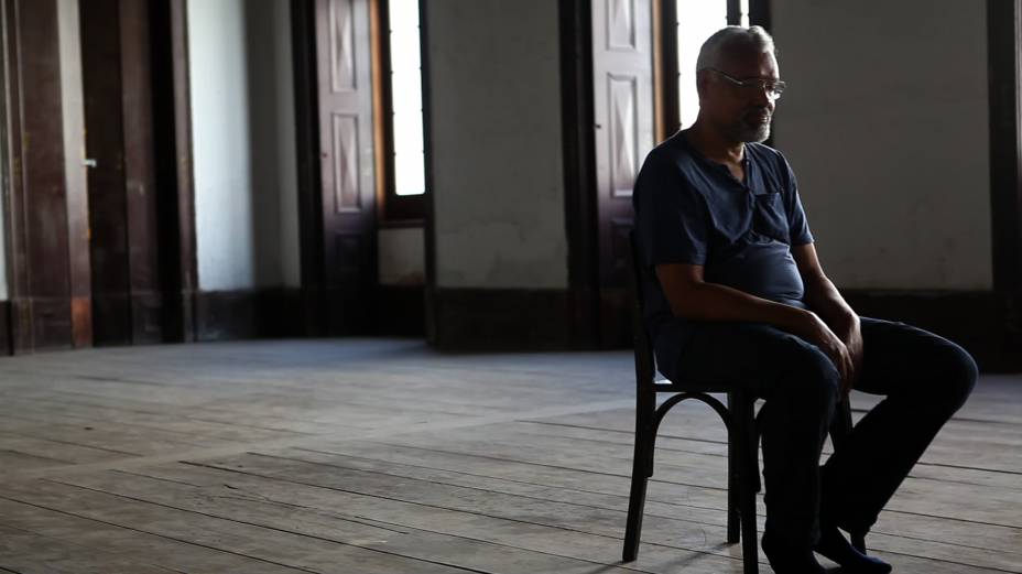 Oficina realizada pela dupla Dias & Riedweg: trabalho deu origem à videoinstalação Nada Absolutamente Nada Oficina realizada pela dupla Dias & Riedweg: trabalho deu origem à videoinstalação Nada Absolutamente Nada