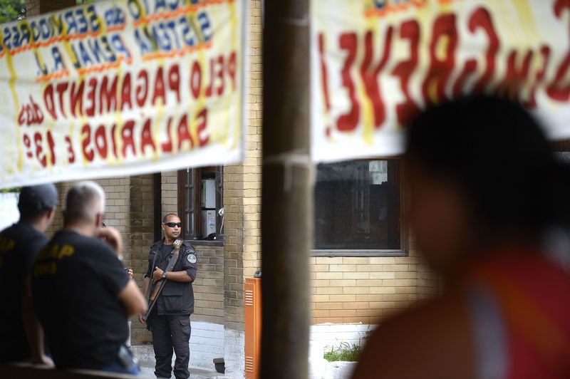 Agentes penitenciários vão recorrer de decisão contrária à greve