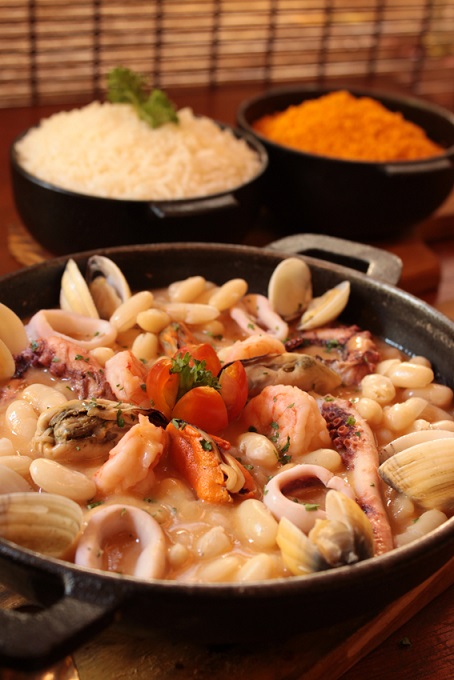 Feijoada frutos do mar; Nomangue