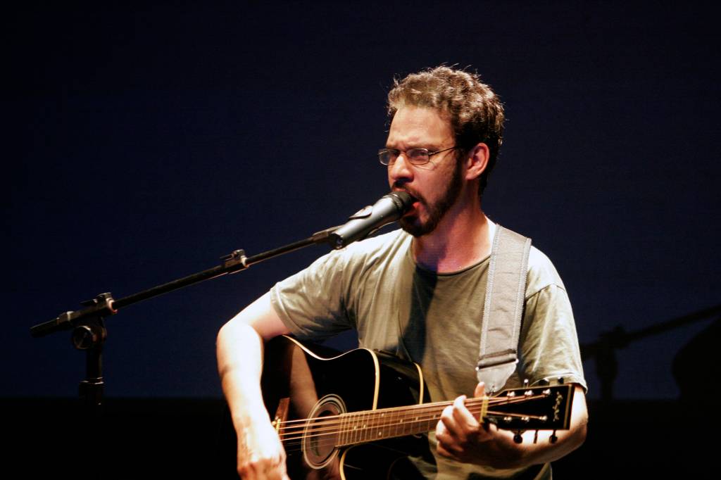 Bruce Gomlevsky: “Obra do Renato Russo é completa, não precisa espremer”