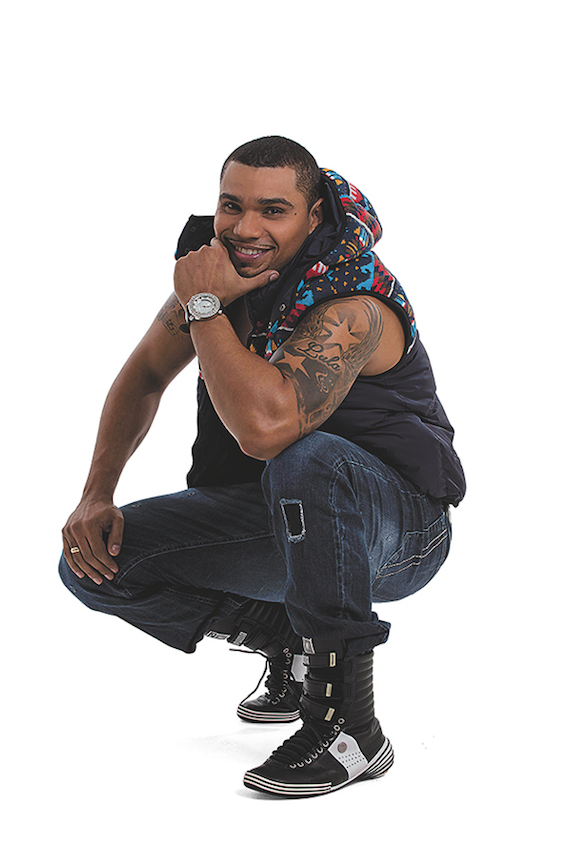 Naldo cobra mais caro do que Gil e Caetano em show em Nova York