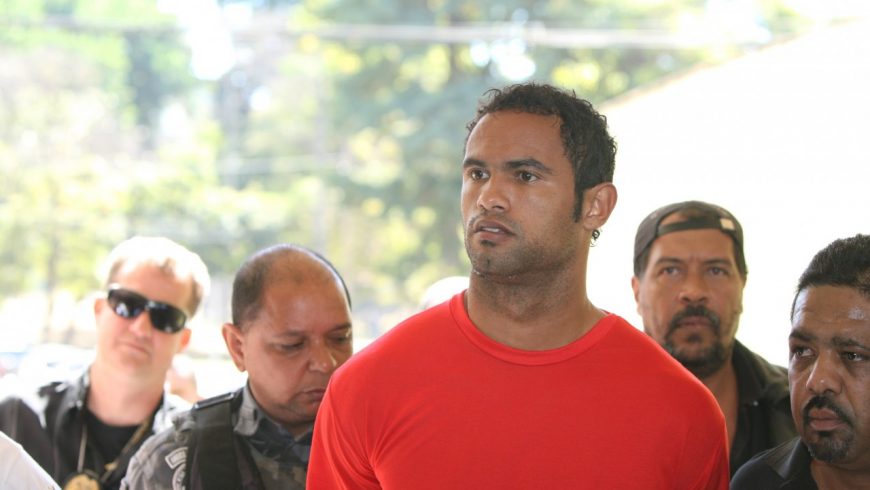 Devendo 90 mil, Goleiro Bruno faz vaquinha on-line para pagar a pensão