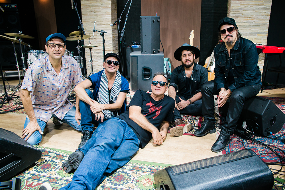 Barão Vermelho volta aos palcos com nova formação