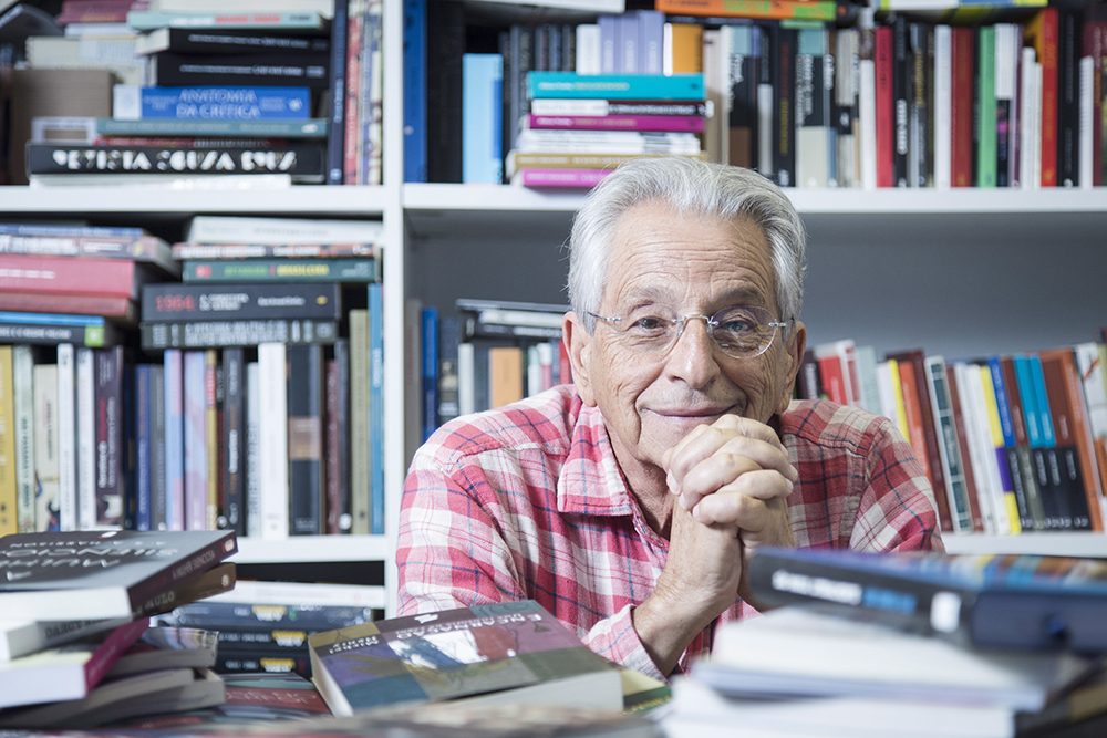 Fernando Gabeira entrega saída para a crise no Brasil