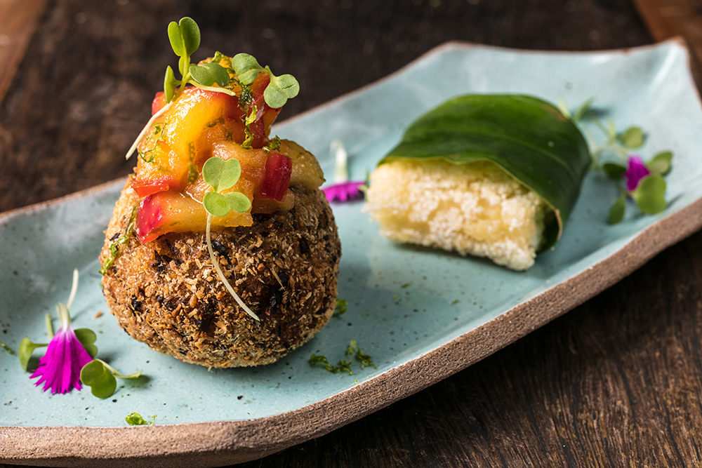 Tati Lund adia jantar na Ilha da Gigoia