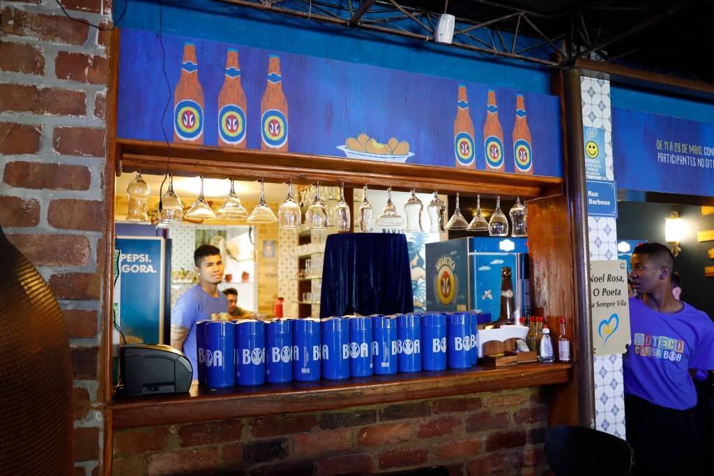 Antarctica abre escola gratuita para capacitação de garçons