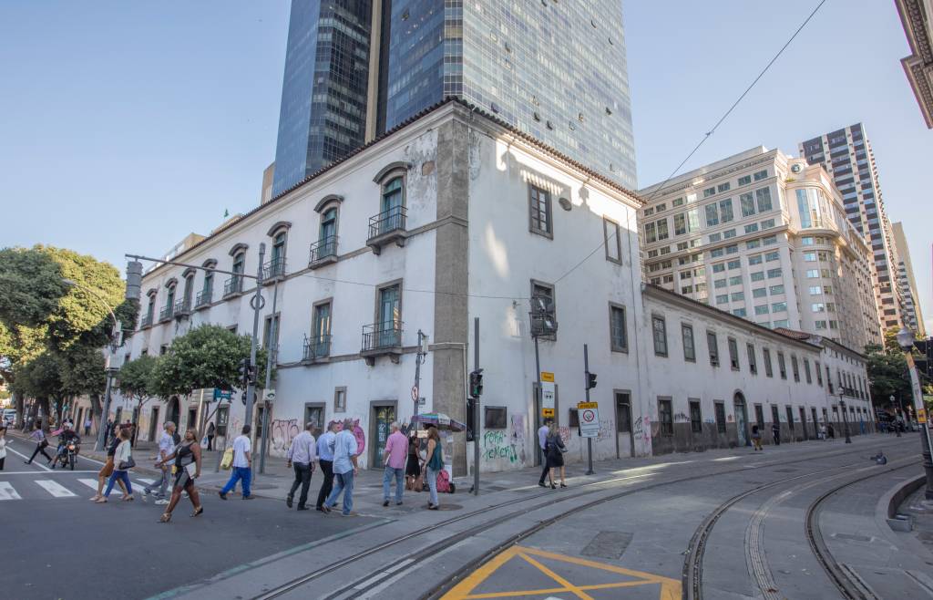 Após quatro anos de obras, Convento do Carmo reabre com exposição
