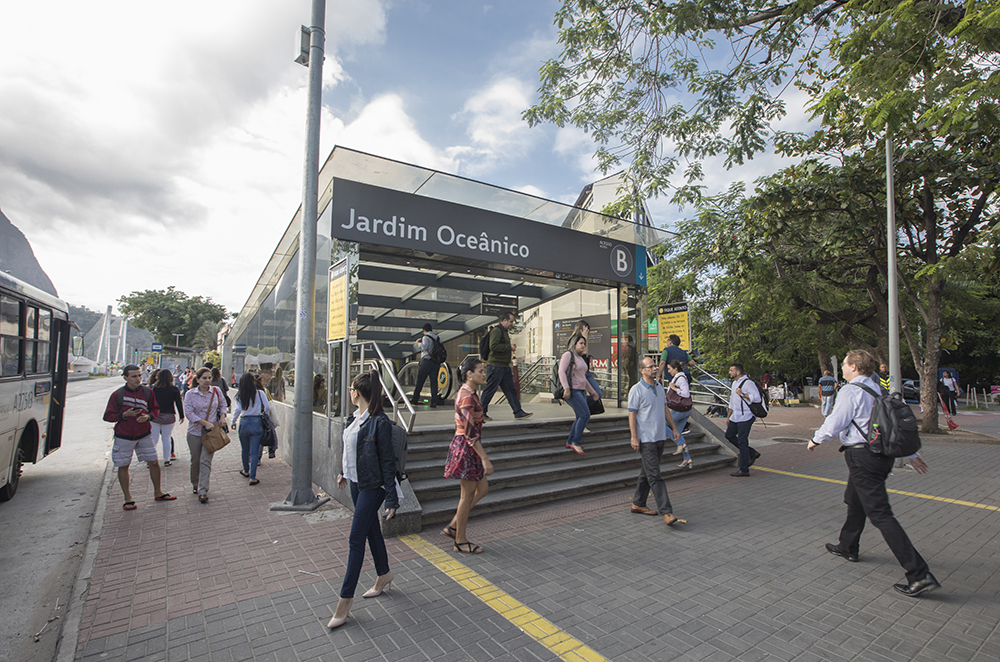 Chegada do metrô na Barra expõe o problema da falta de vagas