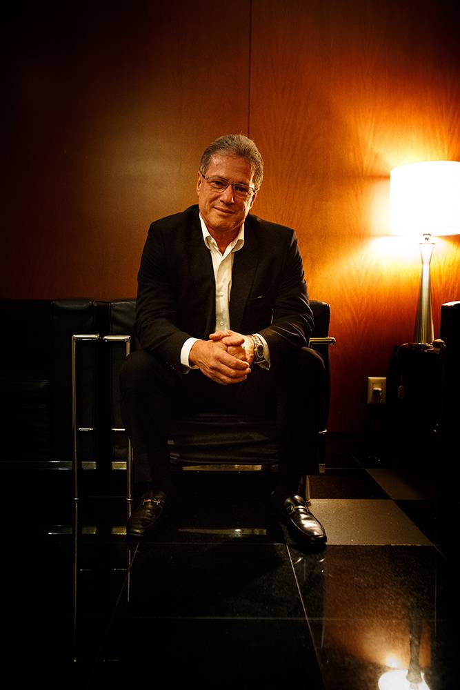 O filho Conhecido como Jacozinho, o herdeiro do fundador &eacute; engenheiro e tem MBA. Respeitado no setor, estreitou os la&ccedil;os do grupo com o governador S&eacute;rgio Cabral