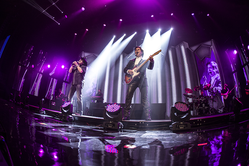 Chitãozinho e Xororó trazem ao Rio a turnê “Evidências”
