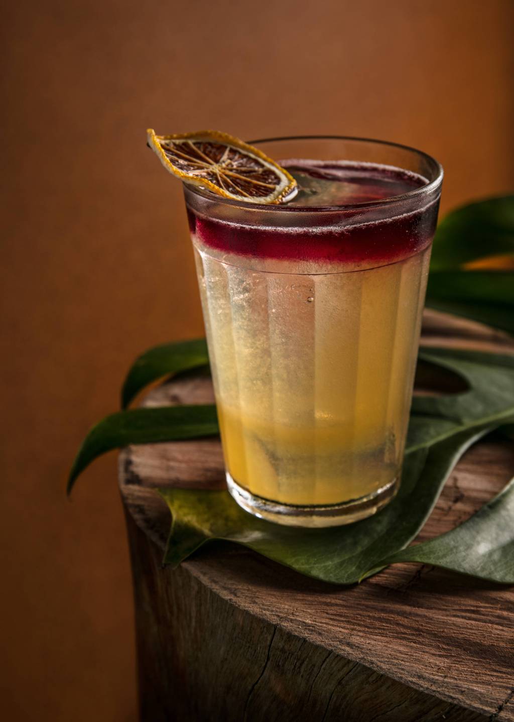 Depois do gim, o rum: cinco drinques com a bebida do momento