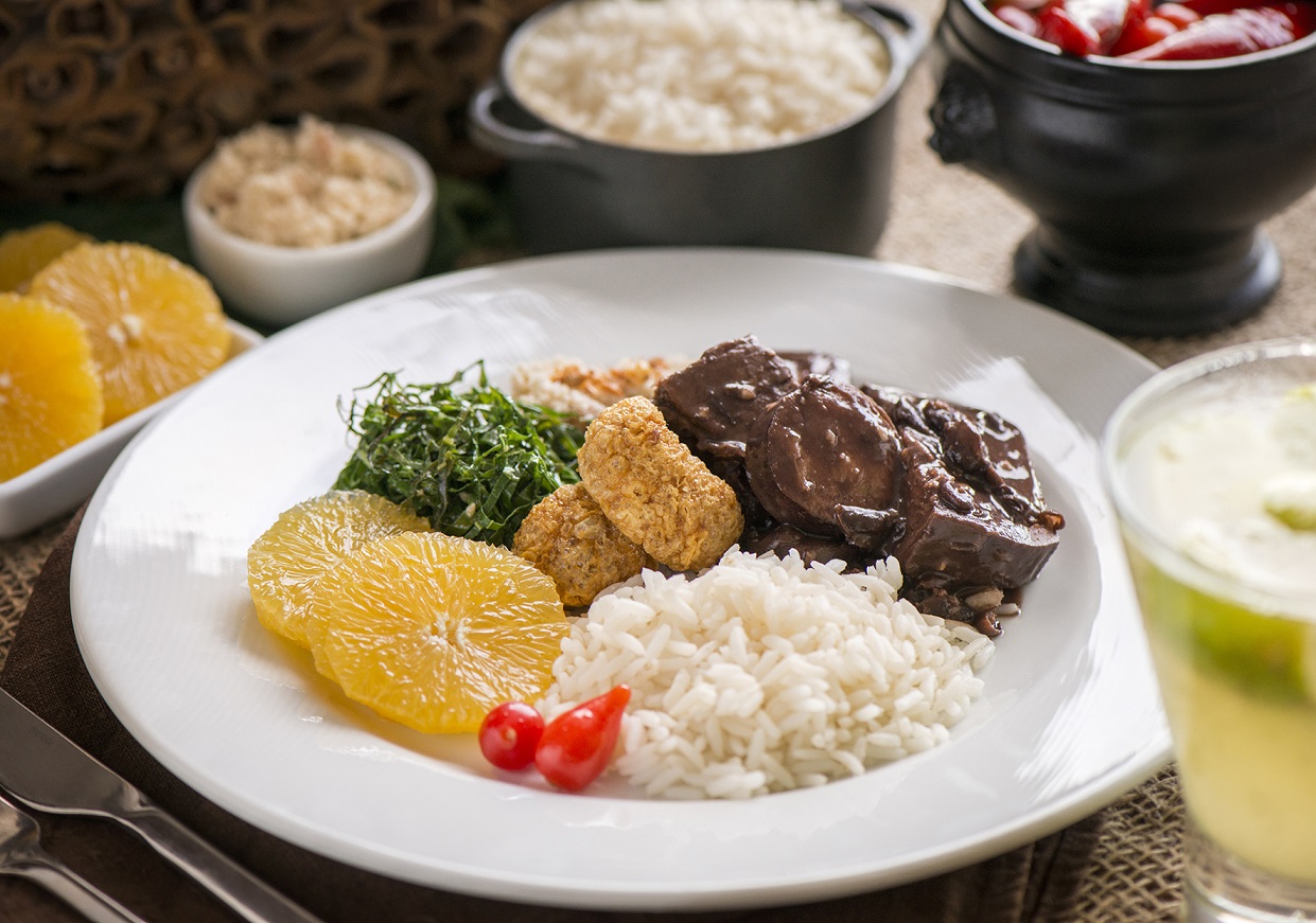 Galani; feijoada
