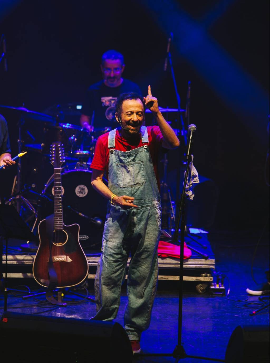 Tom Zé e Francisco, El Hombre celebram a tropicália no Circo