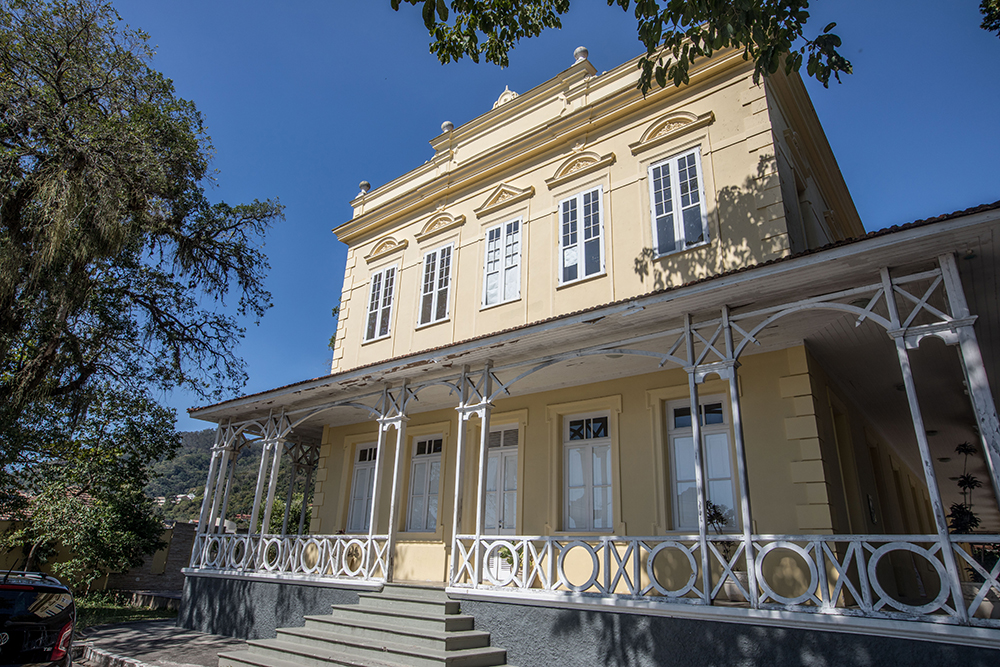 Escola estadual de Niterói coleciona prêmios em ciências exatas