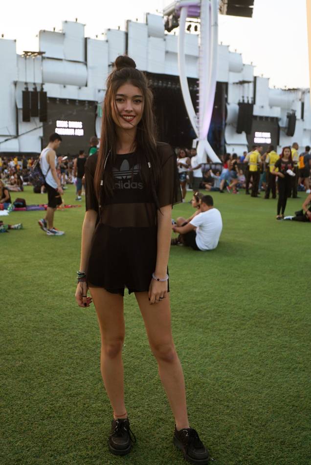 Laura Ricci, 18 anos Laura Ricci, 18 anos