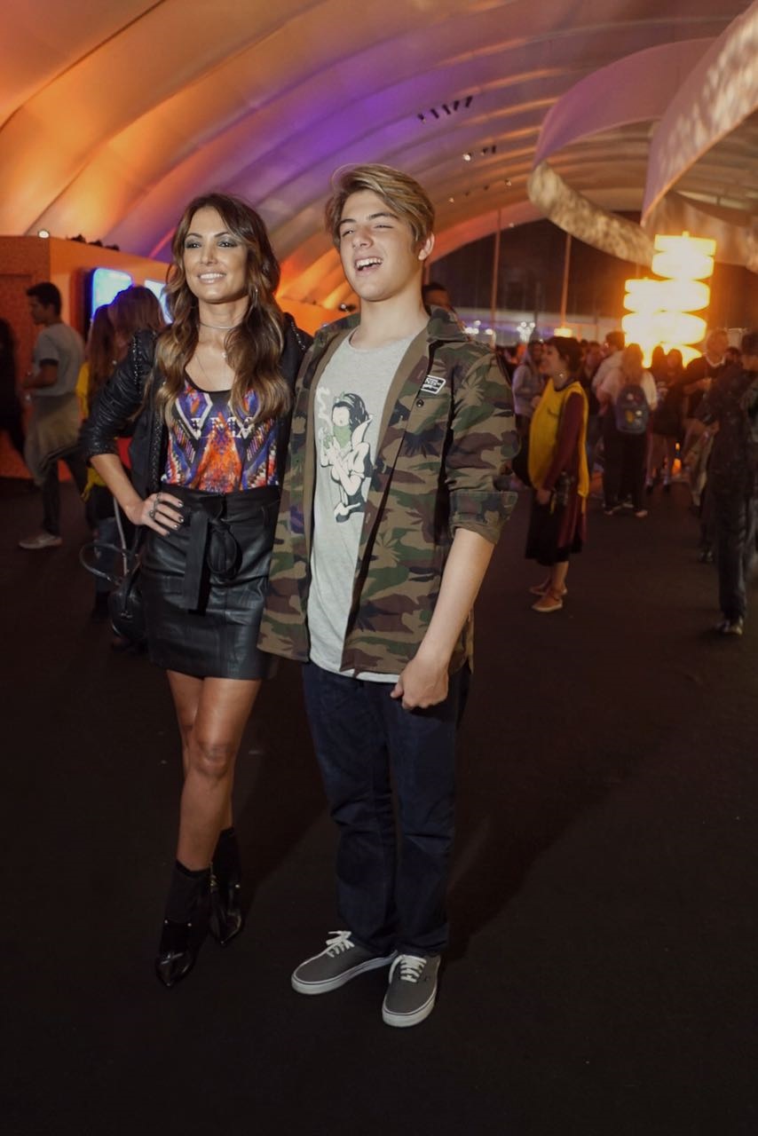 Rock in Rio 2017: Patrícia Poeta curte solteirice com o filho