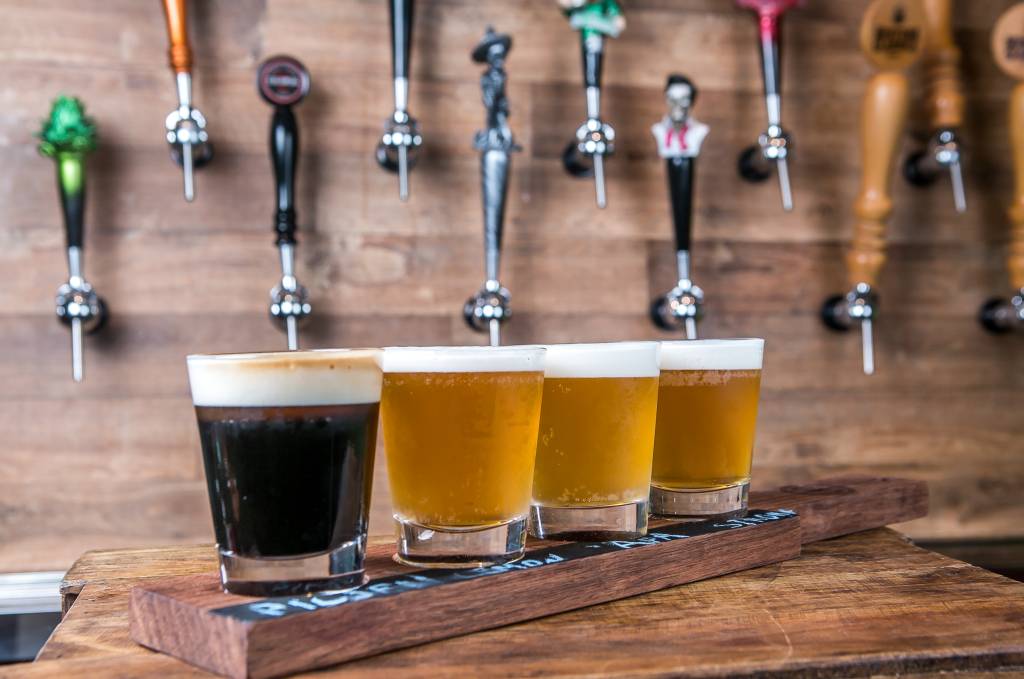 Em garrafa ou na pressão, conheça duas novidades cervejeiras