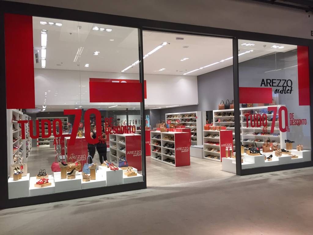 Arezzo inaugura loja no Outlet Premium com até 70% de desconto