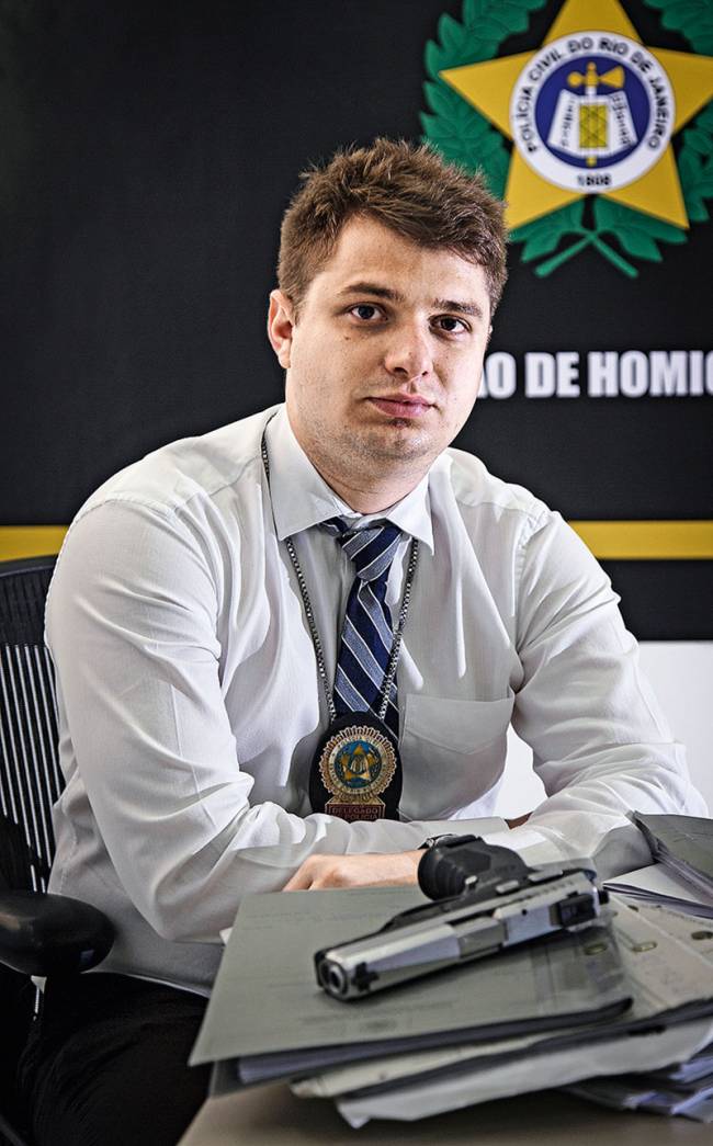 delegado Brenno Carnevale - Delegacia de Homicídios