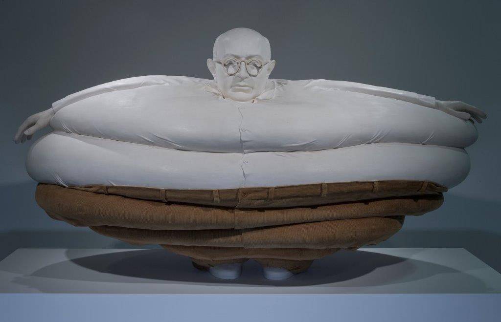 Erwin Wurm explica inspirações por trás das obras no CCBB