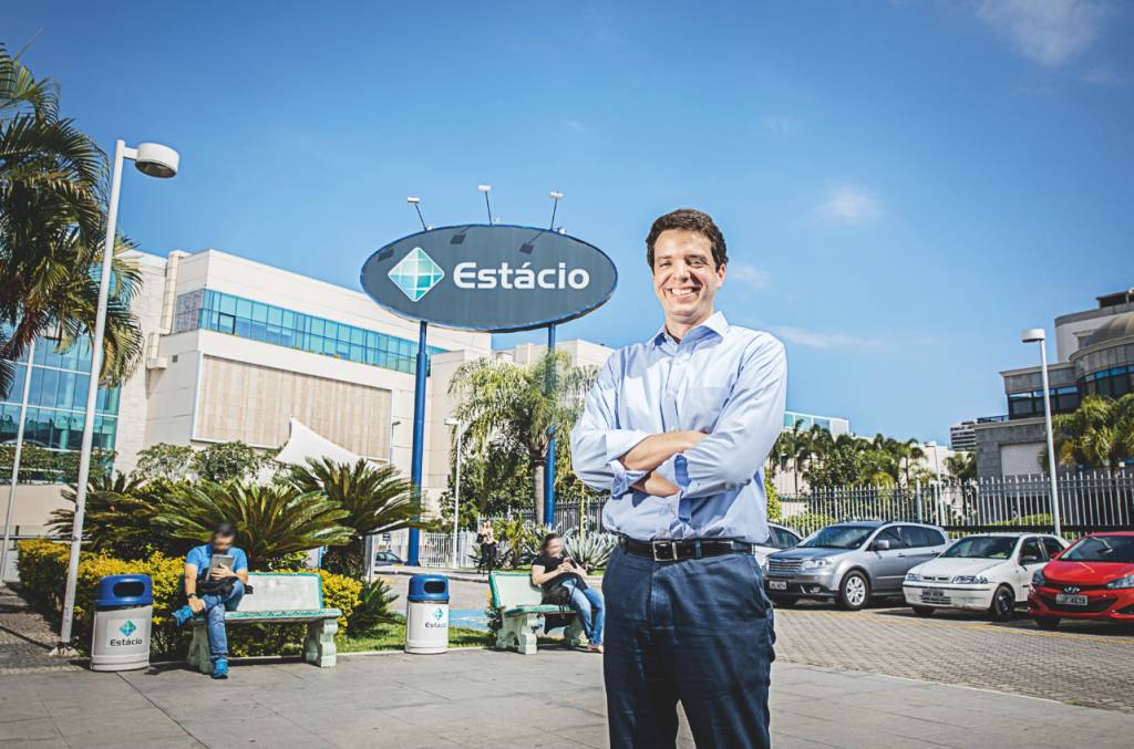 Universidade Estácio, maior do Rio, dá sinais de recuperação