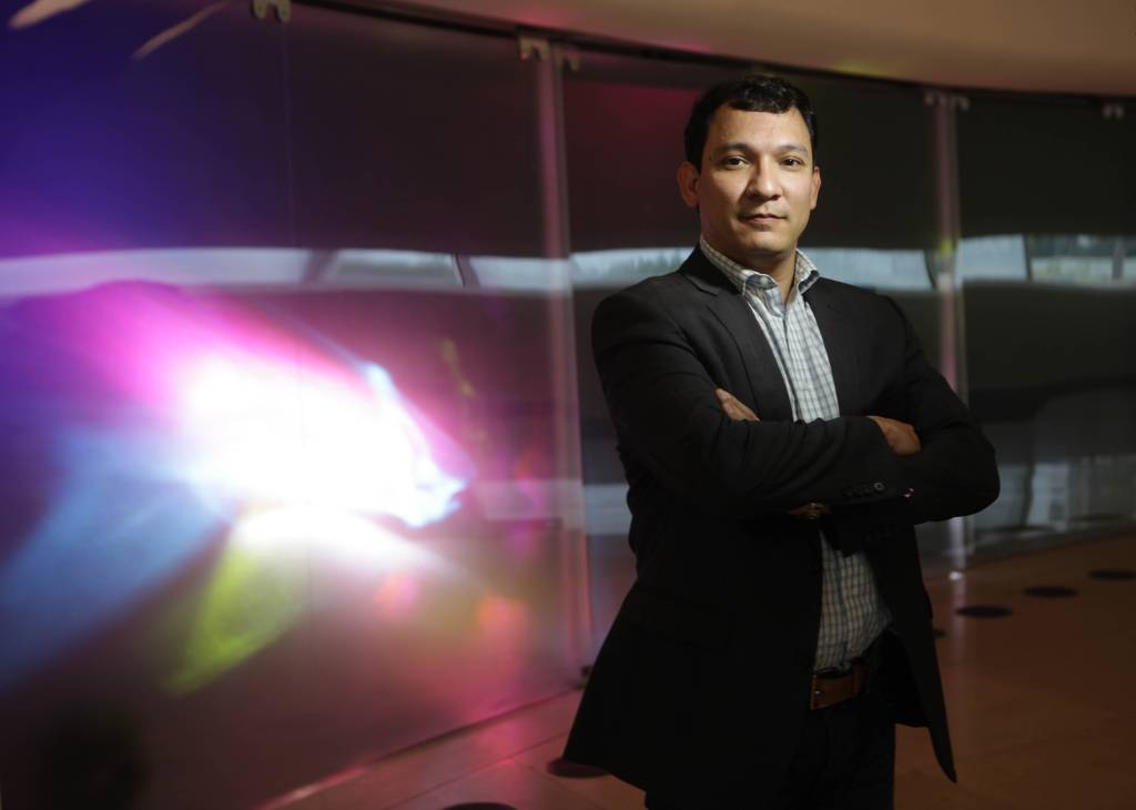 Coordenador especial da diversidade sexual coleciona polêmicas