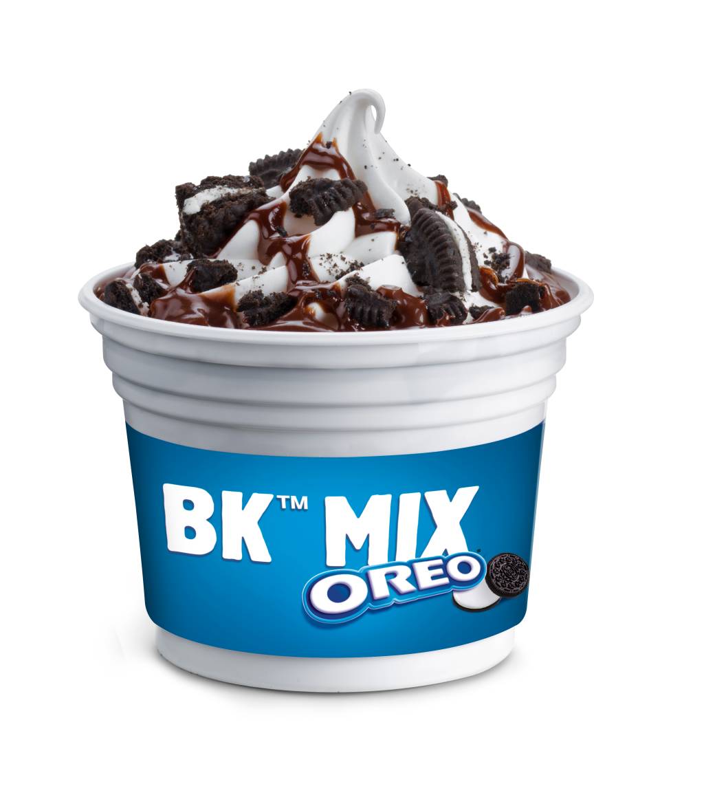 Burger King lança duas sobremesas com o biscoito Oreo