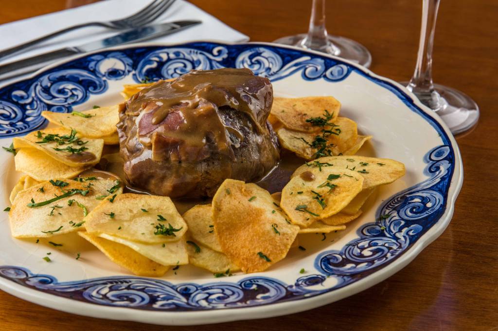 Rancho Português lança menu de carnes