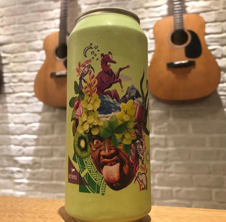 Cervejaria Octopus planta 350 mudas de árvores na UFRRJ