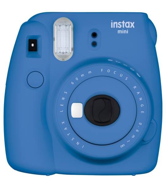 A c&acirc;mera instant&acirc;nea Fujifilm Instax Mini 9 tem espelho para selfie (R$ 499)