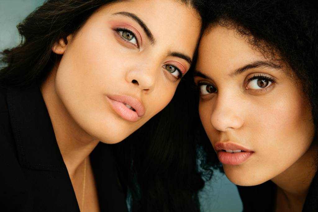 Gêmeas franco-cubanas do Ibeyi lançam disco no Circo Voador