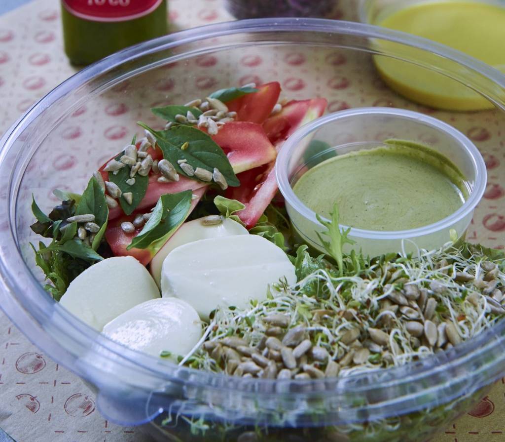 Pomat To Go; salada