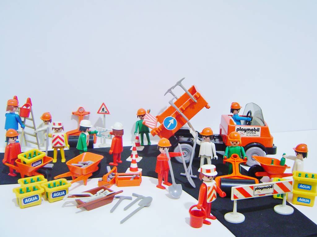 RioZoo recebe exposição de de bonecos Playmobil