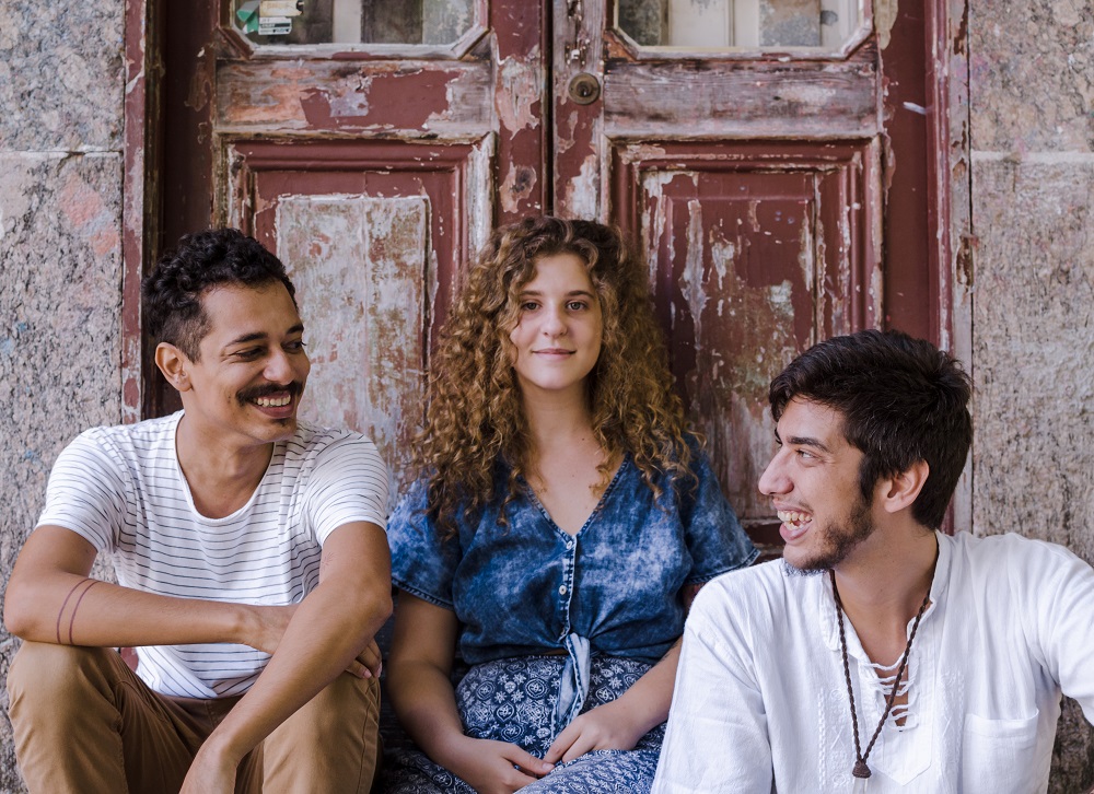 Hareburger faz festival com show da banda Gragoatá