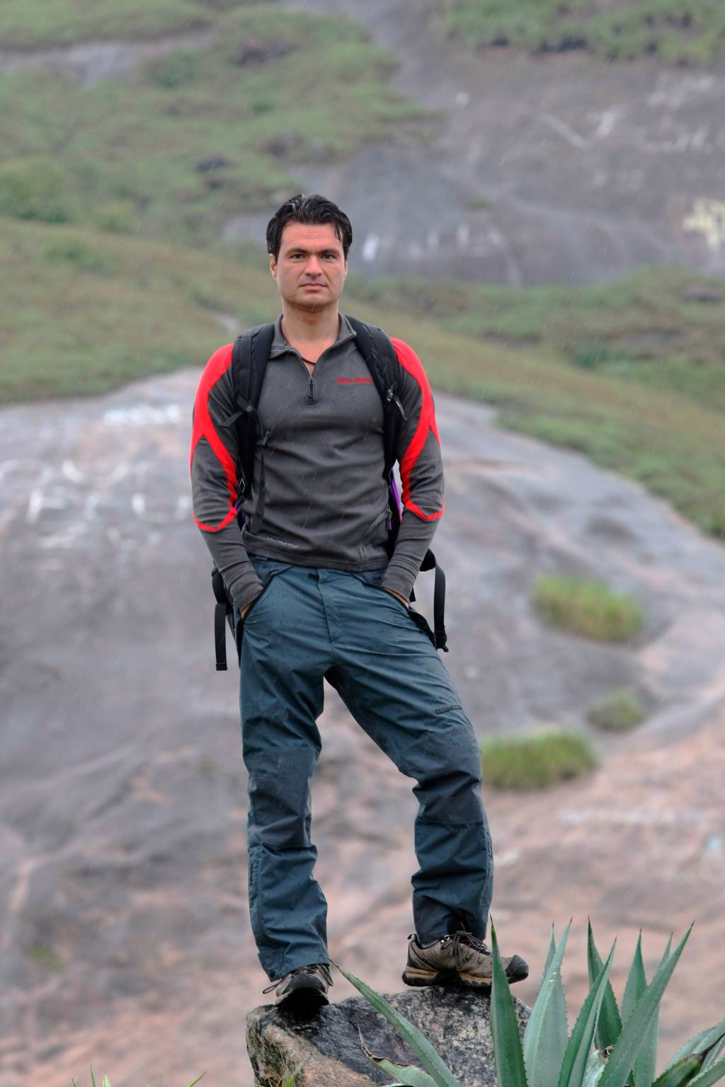 Piloto de parapente entrevista celebridades nos ares