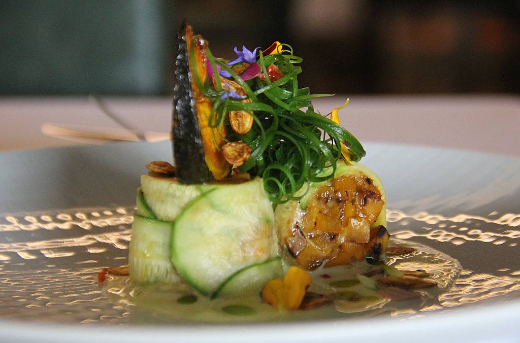 Laguiole serve jantar em dias de show de Chico Buarque