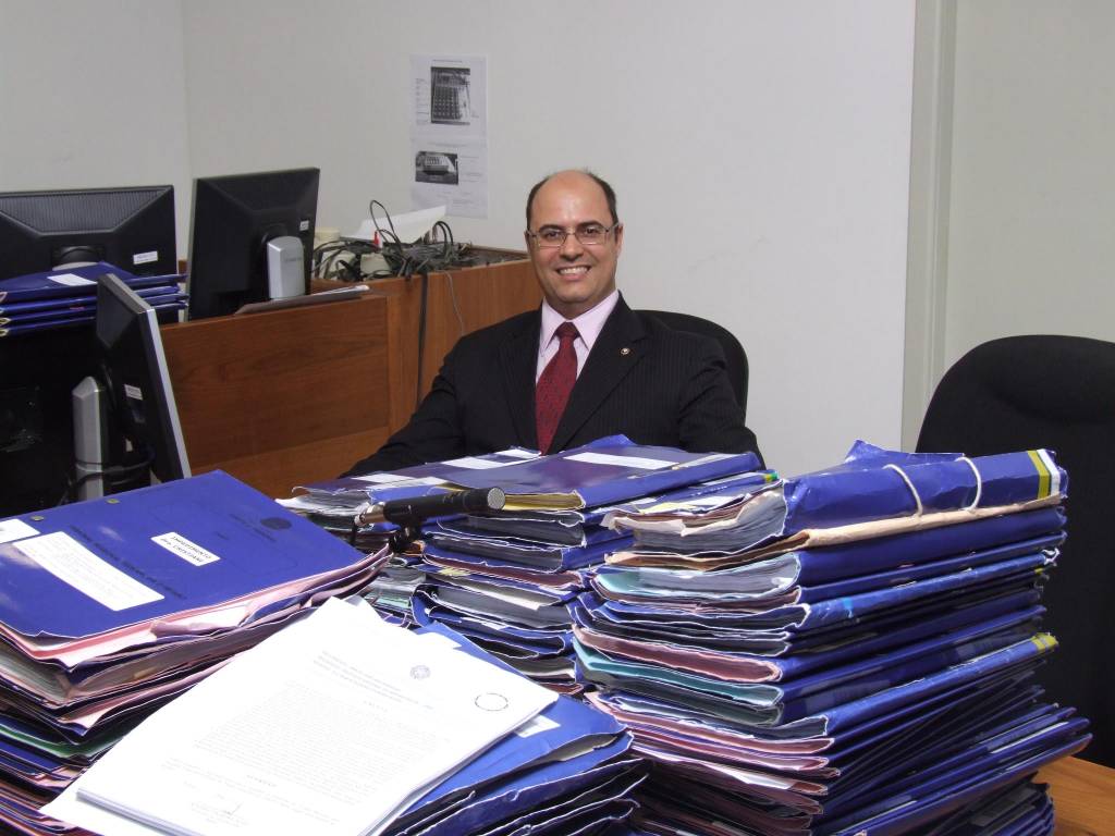 Coronavírus: pressionado, Witzel tem 48h para decidir sobre lockdown