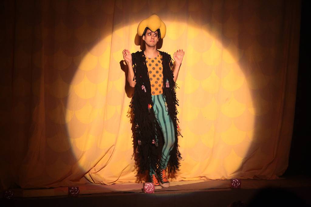 De volta aos palcos: duas peças para a molecada curtir